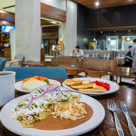 Four Points By Sheraton Monterrey Airport อโปดาคา ภายนอก รูปภาพ