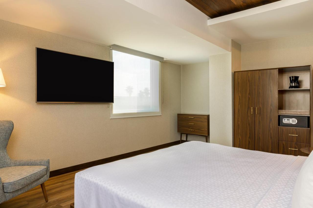 Four Points By Sheraton Monterrey Airport อโปดาคา ภายนอก รูปภาพ